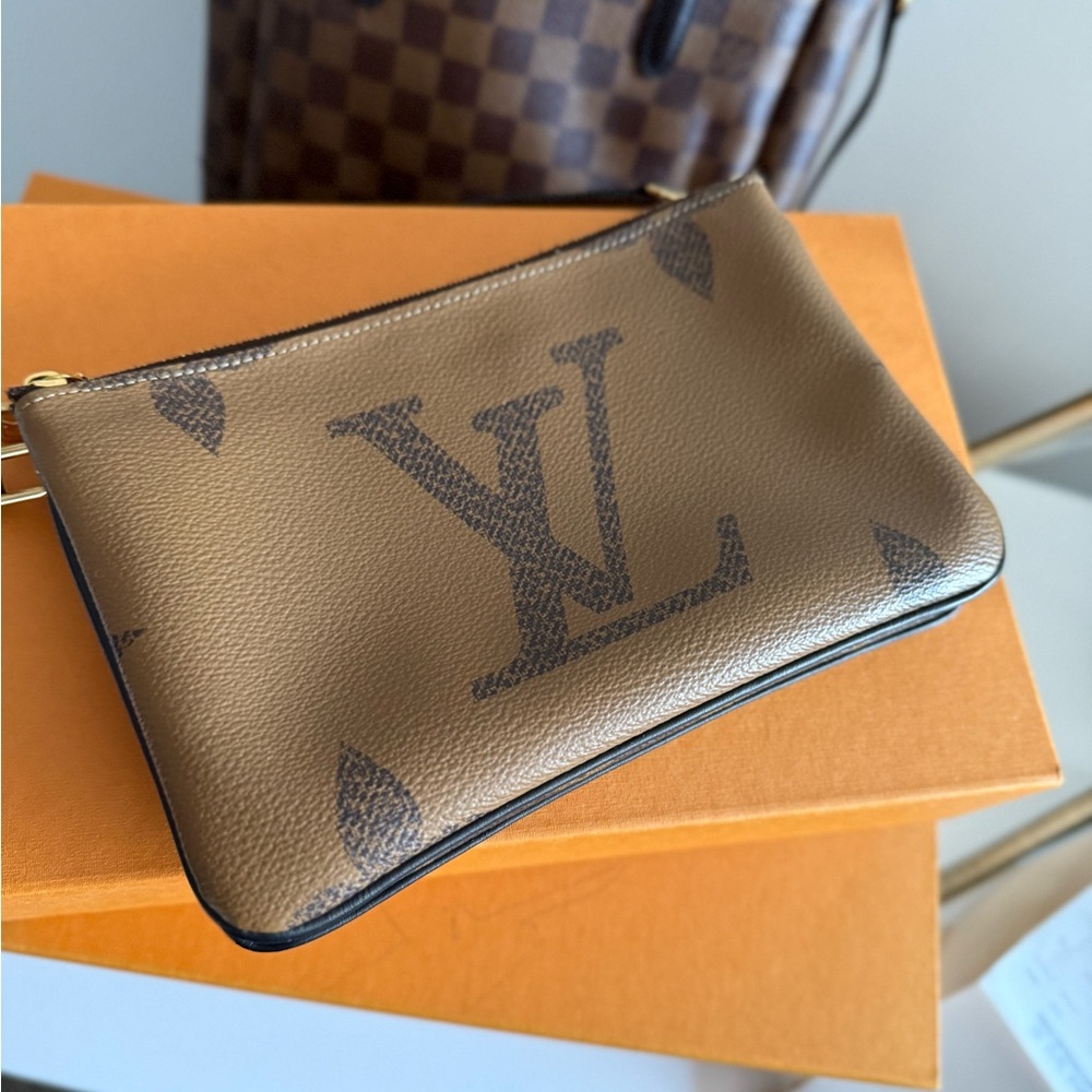 Double Zip Pochette
